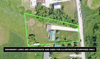 3017 118th St, Amana, IA 52203