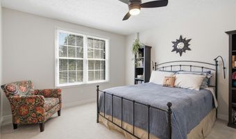 780 S Sussex Ct, Aurora, OH 44202
