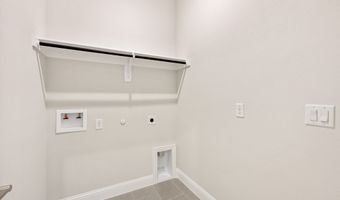 210 Comanche Trl, Alvarado, TX 76009