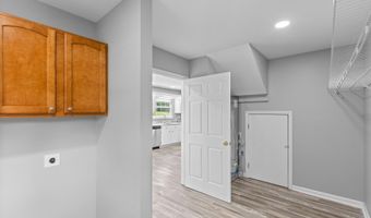 11134 London Ln, Apison, TN 37302