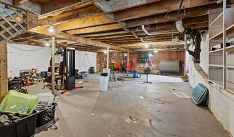 304 Eastern Ave, Augusta, ME 04330