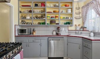 4886 Twain Ave, San Diego, CA 92120
