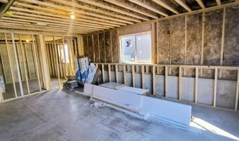 833 Ridgeview St, Belle Fourche, SD 57717