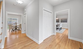 48 Willow St, Cheshire, CT 06410