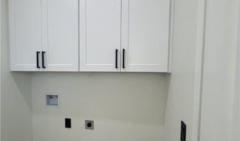 949 Harbor Dr, Bullhead City, AZ 86442