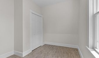 11 Taft St, Coventry, RI 02816