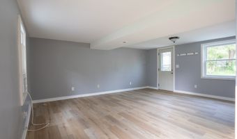 42448 N Lake Ave, Antioch, IL 60002