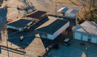 85 NE Main St, Baxley, GA 31513