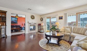 71 Top Sail Ct, Bayville, NJ 08721