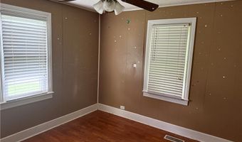 901 SW 3rd St, Atkins, AR 72823