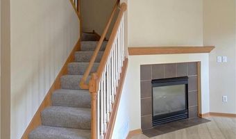 15358 Founders Ln 102, Apple Valley, MN 55124