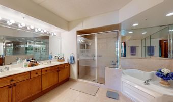 201 N Vail Ave 207, Arlington Heights, IL 60004