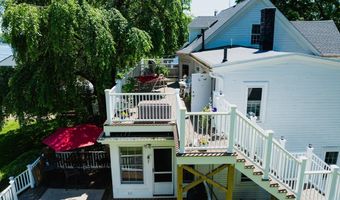 376 Main St 4, Amesbury, MA 01913