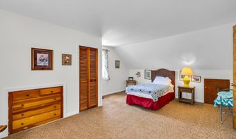 24 Toole Dr, Branford, CT 06405