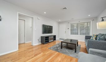 39 Manorwood Dr 39, Branford, CT 06405