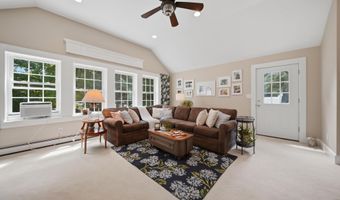 451 Boston Post Rd, Amherst, NH 03031