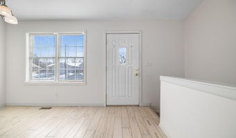 5225 Kansas Dr, Ames, IA 50014