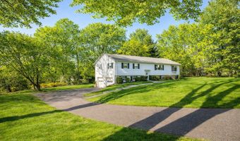 13 Elmar Dr, Danbury, CT 06811