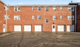 6 Gainesborough 1B, River Edge, NJ 07661