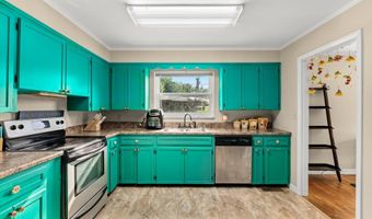 1120 Apache St, Athens, TN 37303