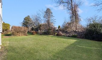 110 HOUSTON Ave, Narragansett, RI 02882