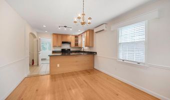 4520 MIDDLETON Ln, Bethesda, MD 20814
