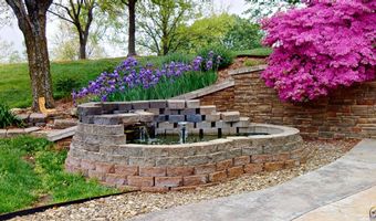 6425 SW South Pointe Dr, Auburn, KS 66402
