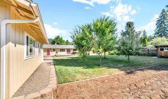 41800 MADRONE St, Springfield, OR 97478