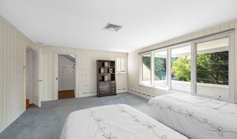 246 Highland Rd, Andover, MA 01810