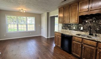 18304 Upland Trl, Athens, AL 35613