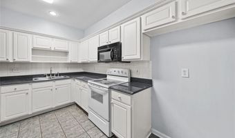 1245 CREEK FOREST Ln 8, Austell, GA 30106
