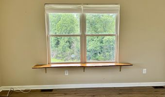 301 T Estes Rd, Beattyville, KY 41311