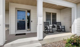 9352 67th St NW, Annandale, MN 55302