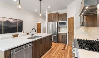 18257 Forestbrook Lp 24, Bend, OR 97707