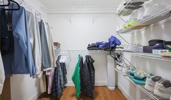 48 Garfield Ave, Bristol, RI 02809