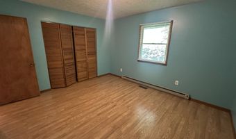 186 View Rd, Alderson, WV 24910