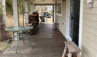 32 Wilbur Rd, Lincoln, RI 02865