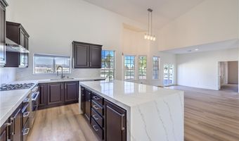 5152 Forest Oaks Dr, Las Vegas, NV 89149