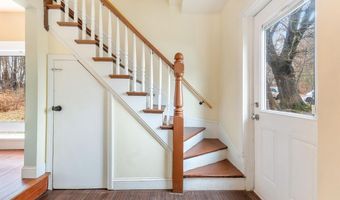 44 Mary Carroll St, Auburn, ME 04210