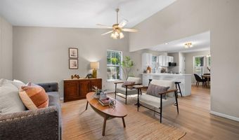 700 Auber Ridge Ct, Ballwin, MO 63011