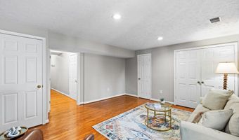 43264 CLEARNIGHT Ter, Ashburn, VA 20147
