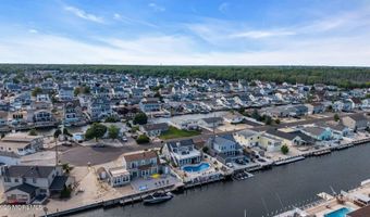 91 S Ronald Ave S, Bayville, NJ 08721