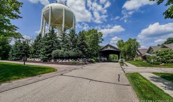 955 Bridge Crest Dr SE, Ada, MI 49301