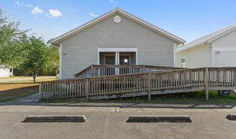 318 Saint Francis St, Bay St. Louis, MS 39520