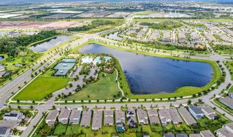 5420 SILVER SUN Dr, Apollo Beach, FL 33572
