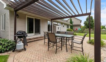 993 S CROCUS Ln, Appleton, WI 54914