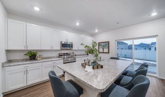22382 E 38th Pl, Aurora, CO 80019