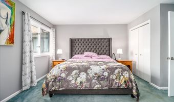 27 Crows Nest Ln 17F, Danbury, CT 06810