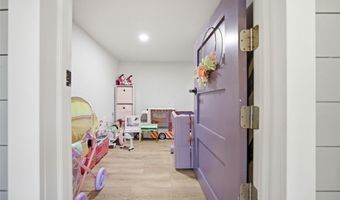 5506 NW 17th St, Ankeny, IA 50023