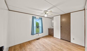 963 Livingston Boat Dock Rd, Allons, TN 38541